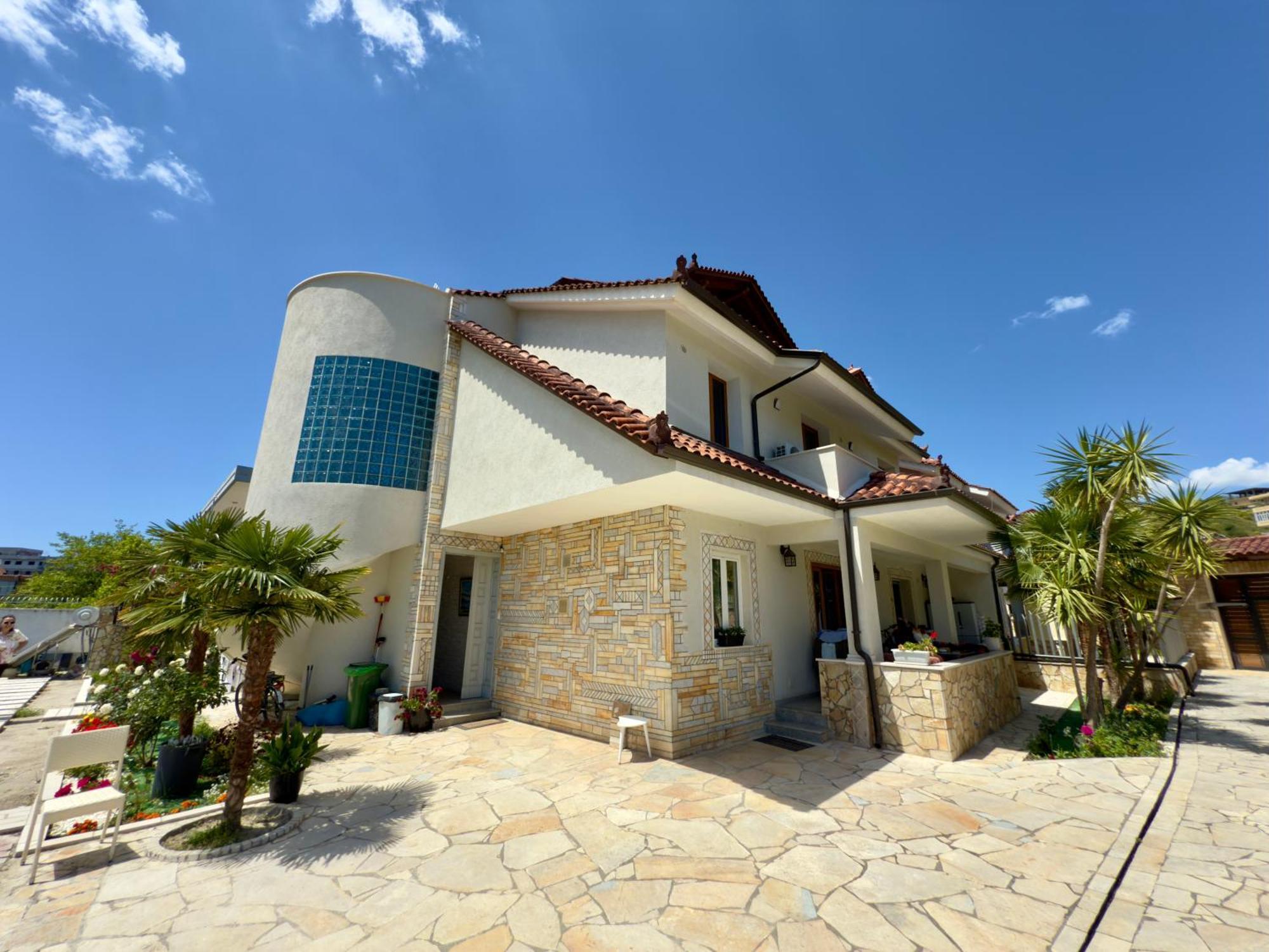 Villa Ida Apartments Vlorë Extérieur photo