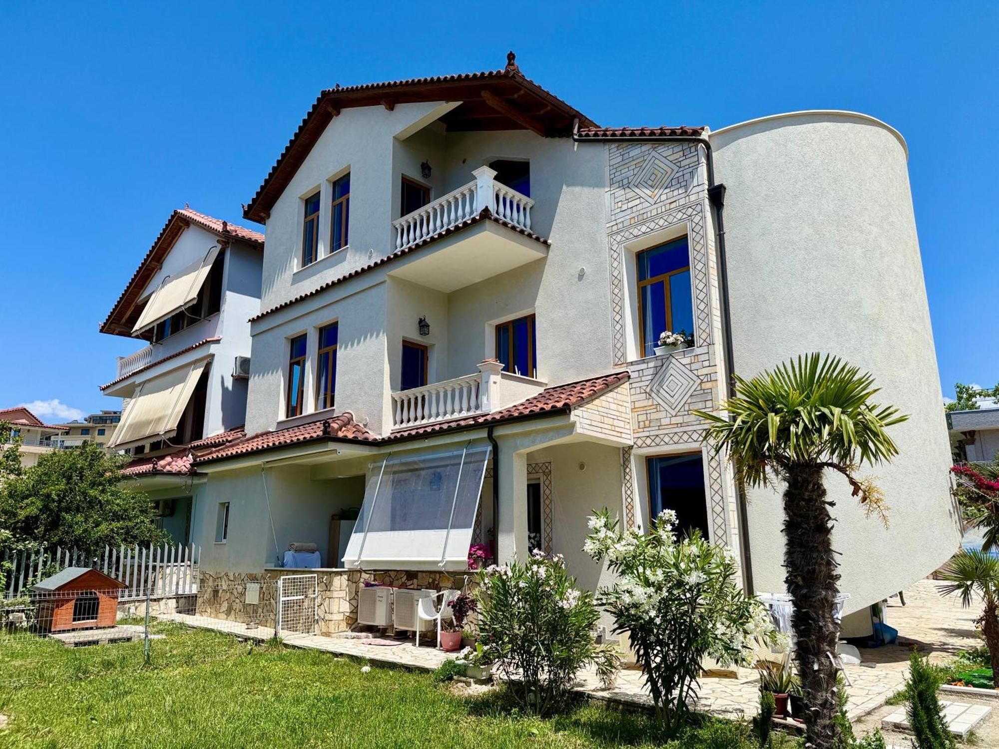 Villa Ida Apartments Vlorë Extérieur photo