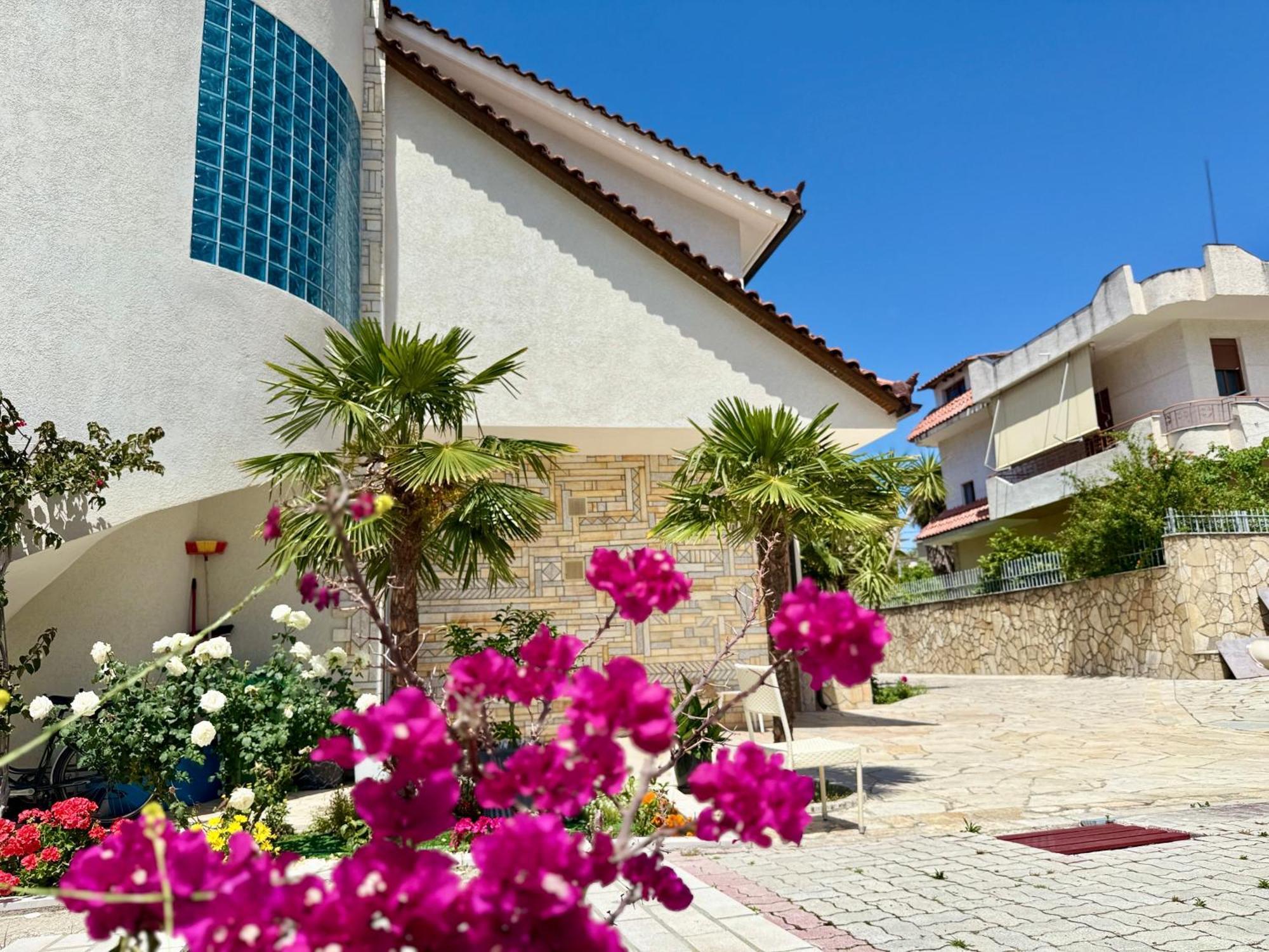 Villa Ida Apartments Vlorë Extérieur photo